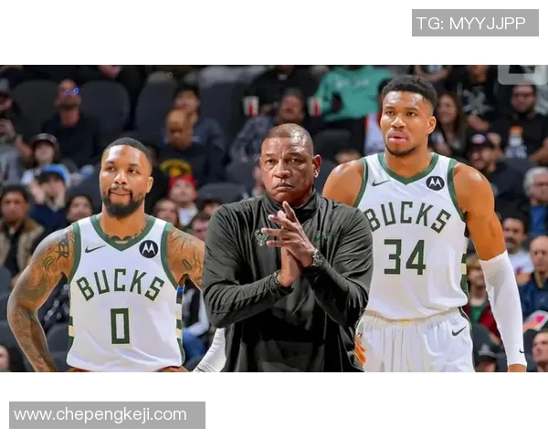 字母哥与教练激烈争执冲突升级 双方情绪失控引发广泛关注